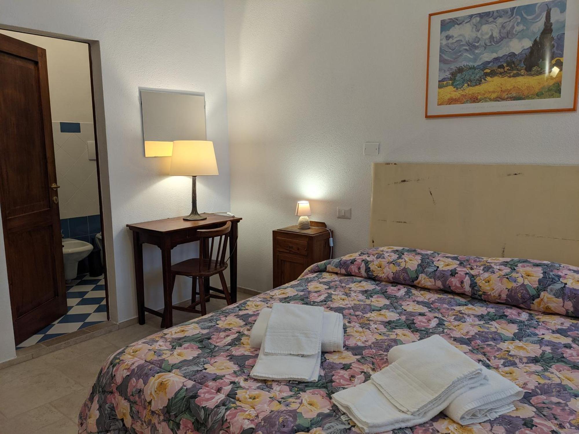 Agriturismo Biofattoria L'Upupa Монтальчино Экстерьер фото